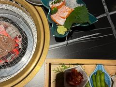 -山川小町·极番烧肉(新地假日广场店)