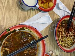 -刘二姐襄阳牛肉面(鸟巢店)