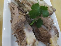 -达吾手抓美食城总部(义乌店)