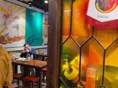 大堂-陈光记烧腊(长寿路店)