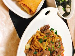 -华威达牛庄(黄埔大道西店)