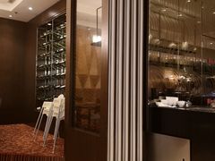 -上海西藏大厦万怡自助餐厅(徐汇店)