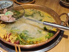 -洱火云南酸菜牛肉火锅(石景山当代商城店)