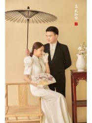 -二十一世纪婚纱摄影(省府前街店)