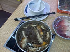 -杨老板·海鲜集市火锅·鲜切牛肉(中防万宝店)