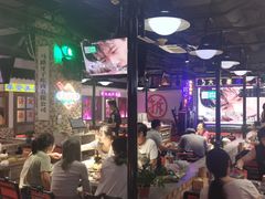 -马路牙子烧烤音乐酒馆(望京店)