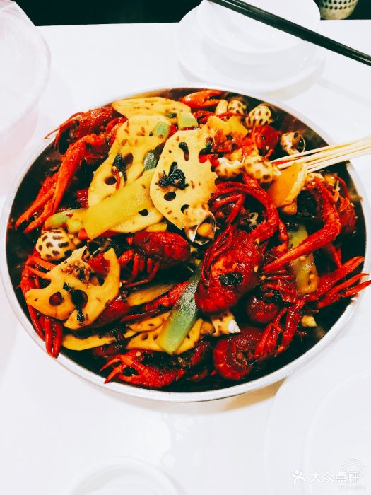 一起吃小龙虾(体育西店)紫苏味小龙虾图片 - 第1张
