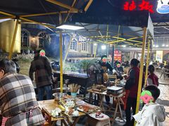 -小辣椒火盆烧烤(温泉南街店)