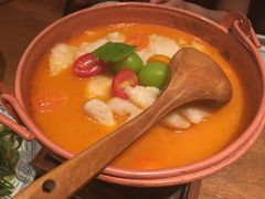 -云海肴·汽锅鸡·云南菜(天山百盛优客店)