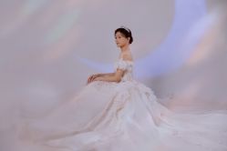 -雪中彩影婚纱摄影·微光艺术中心