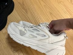 -吾净球鞋奢侈品洗护修复中心(汉街SKP店)