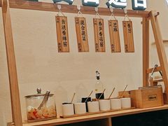 -煲仔皇腊味煲仔饭(经四万达店)