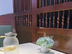 -阿瓦山寨·湘菜现炒·剁椒鱼头王(咸阳总店)