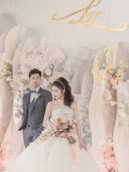 -伯瓷皇后婚纱艺术空间