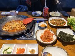 八爪鱼微辣-红辣椒八爪鱼特色韩国料理