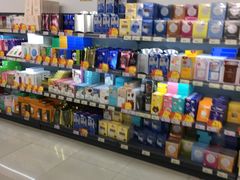 -综合保税区进口商品直销中心(新百店)