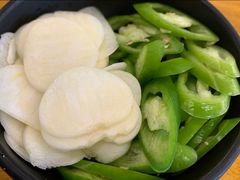 青椒蒜片-赞酱川式烤肉(蜀都万达店)