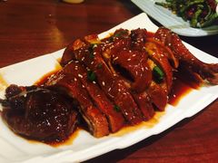 特色酱鸭-川流不息·地道川菜·小龙虾(新松江路店)
