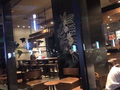 -星巴克(七宝领展广场1F店)