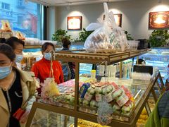 面包甜点陈列柜-玛尔哈巴·塔塔尔糕点(华侨小区店)