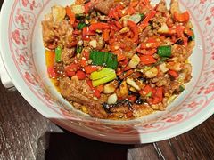 -丽华园·武汉地标楚菜餐厅(青山江滩店)