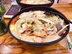-杨光辉麻辣烫(华侨城商业中心店)