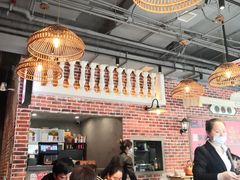 大堂-炉小二铜锅牛蛙•川湘菜(三里屯店)