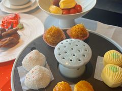 四喜点心拼盘-馋遇江南·精致湖景雅宴(东方之门店)