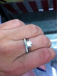 点击看大图 iphone_upload_pic-威德钻石-克拉钻大本营(南京东路店)