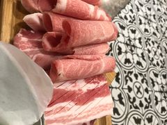 -江南猪肉商会无限续吃(弘大店)