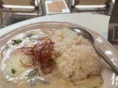 -CowCow其其·牛杂咖啡公司(六运店)