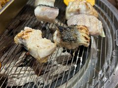 -青瓦餐厅·生鱼片·韩园烤肉(西塔店)