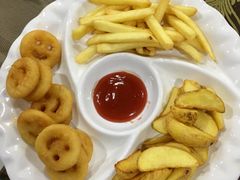-满洲里饭店-尼基金俄餐厅