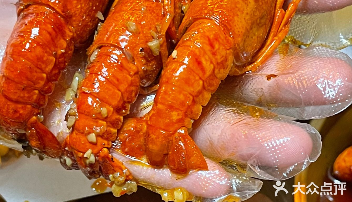 真的是隔壁小孩馋哭了…爸妈都拉不走🤏