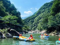 -安吉龙王山峡谷漂流