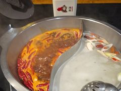 极品红油锅-辣莊重庆老火锅(威海高铁站韩乐坊店)