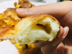 肉香四溢中号披萨-Mr.Pizza米斯特比萨(五四广场青岛首店)