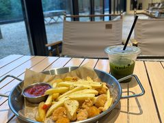 -J Create城市露营咖啡·简餐·宠物(上海动物园店)