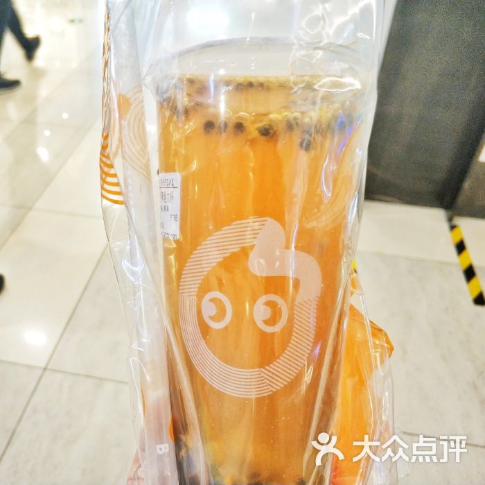 coco都可(凯德1818店)百香果双响炮图片 第1张