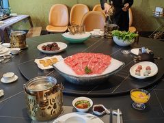 -鼎泰亨·海鲜牛肉餐厅(滨江店)