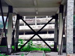 -四川汶川特大地震漩口中学遗址