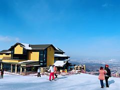 -中旅松花湖滑雪场