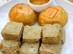 金馒包·永昌臭豆腐-苏小柳点心·手作小笼包(新街口分院店)