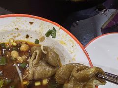 -烧哥美蛙肥肠鱼火锅·十五年社区店