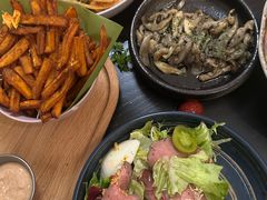 -J's Cafe Lab