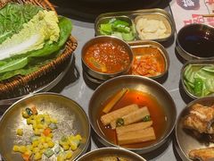 -草家酱蟹炭火烤肉店(珲春南路一店)