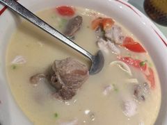 鲜筒骨黑鱼煲-老头儿油爆虾(胜利河美食街店)