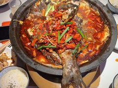 -鸣记脆皮烤鱼·海鲜烤鱼(三八广场店)