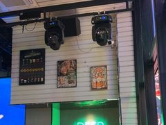 -DEEP·美式餐吧(五棵松华熙LIVE店)