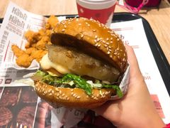 -The Habit Burger Grill 哈比特汉堡(爱琴海店)